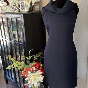 Lauren size 4 blue dress so cute!